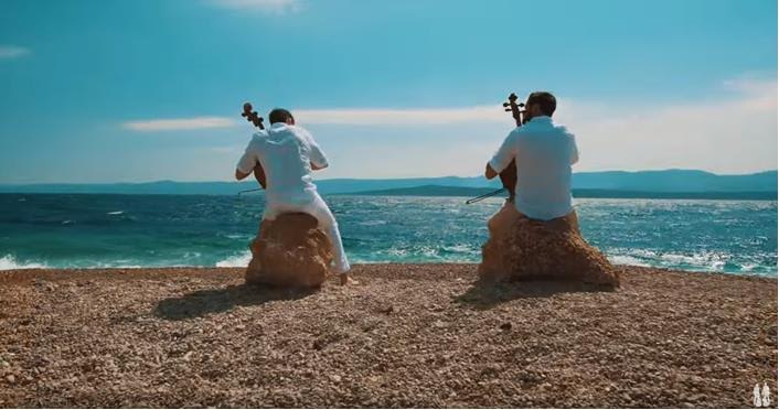 2CELLOS