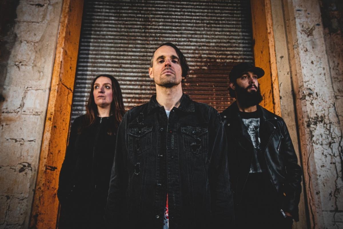 Grunge Alt-Rockers NeoNera Reevaluate Society’s Misguided “Saviour” Complex in New Single & Video