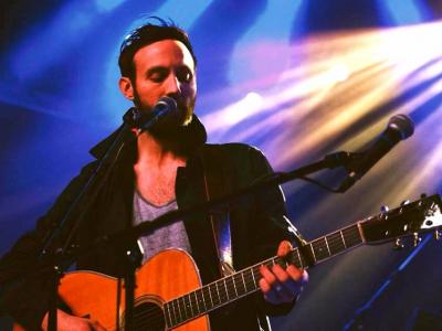 Ruston Kelly Releases New Single Mockingbird