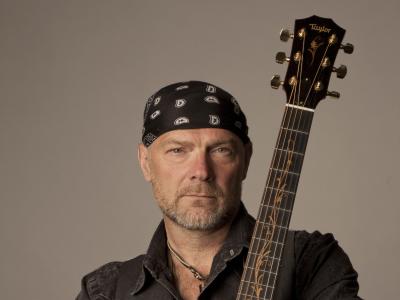 Les Stroud